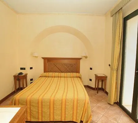 Belvedere Hotel 3*